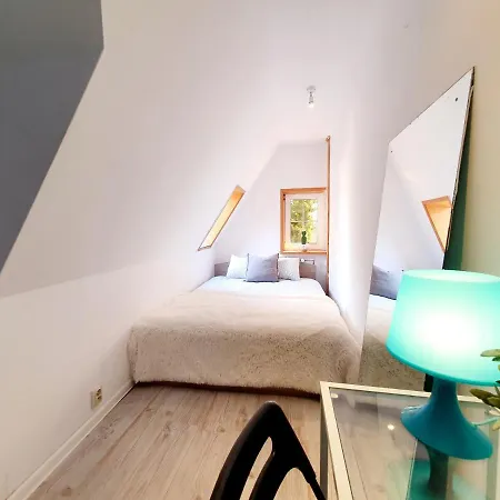 Apartment Hostel W Dolnym Sopocie - 3 Maja 44 *